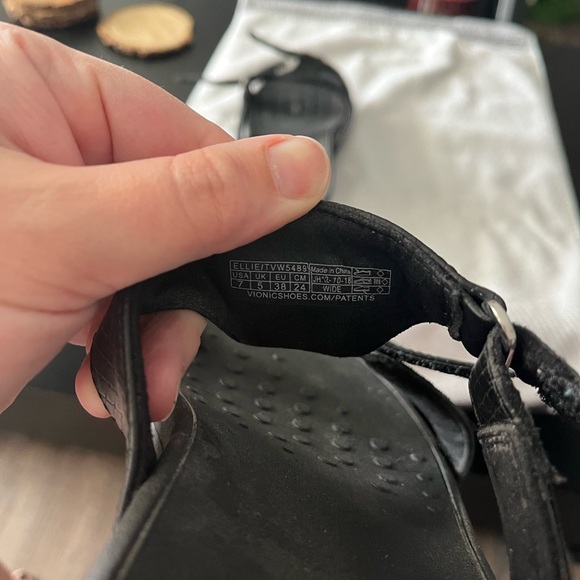 Voinic velcro Sandals size 7 - Picture 5 of 5